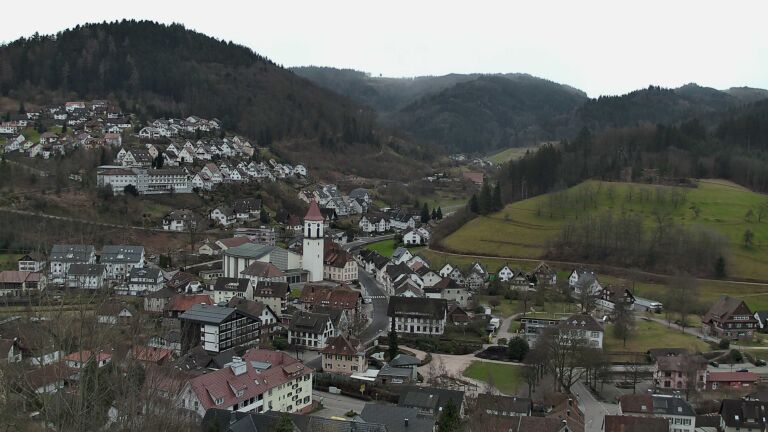 Dieses Bild zeigt eine Webcam-Aufnahme von Ottenhöfen, aufgenommen am Mittwoch, den 18.02.2026 um 14:10 Uhr