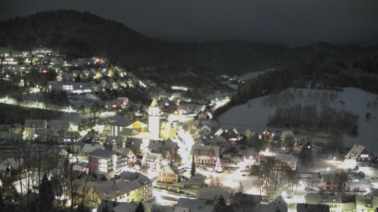 Dieses Bild zeigt eine Webcam-Aufnahme von Ottenhöfen, aufgenommen am Samstag, den 03.01.2026 um 17:40 Uhr