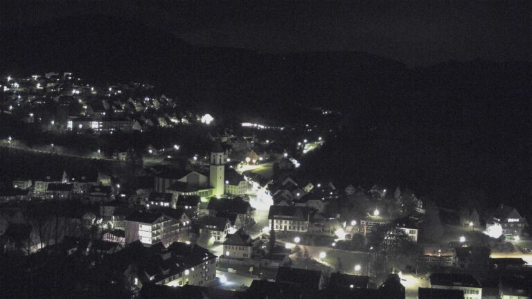 Dieses Bild zeigt eine Webcam-Aufnahme von Ottenhöfen, aufgenommen am Mittwoch, den 15.04.2026 um 22:00 Uhr