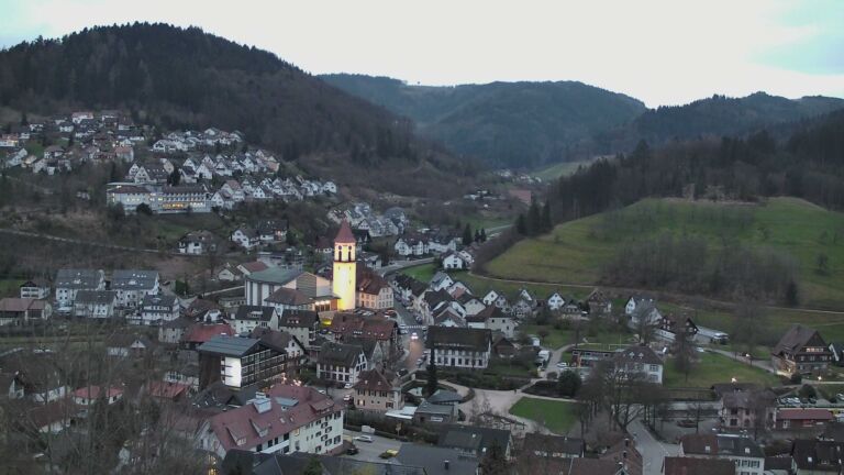 Dieses Bild zeigt eine Webcam-Aufnahme von Ottenhöfen, aufgenommen am Sonntag, den 15.03.2026 um 18:40 Uhr