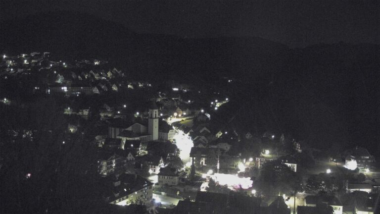 Dieses Bild zeigt eine Webcam-Aufnahme von Ottenhöfen, aufgenommen am Sonntag, den 21.06.2026 um 00:30 Uhr