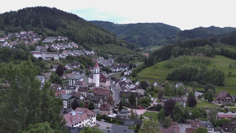 Dieses Bild zeigt eine Webcam-Aufnahme von Ottenhöfen, aufgenommen am Samstag, den 16.05.2026 um 21:00 Uhr