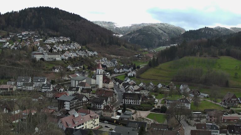 Dieses Bild zeigt eine Webcam-Aufnahme von Ottenhöfen, aufgenommen am Donnerstag, den 26.03.2026 um 15:00 Uhr