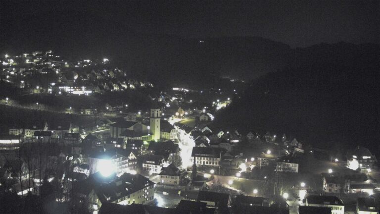 Dieses Bild zeigt eine Webcam-Aufnahme von Ottenhöfen, aufgenommen am Freitag, den 13.02.2026 um 19:10 Uhr