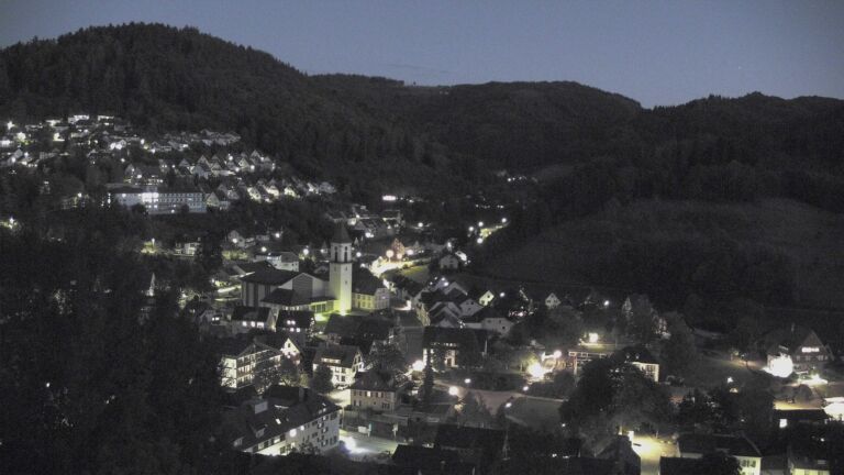 Dieses Bild zeigt eine Webcam-Aufnahme von Ottenhöfen, aufgenommen am Montag, den 14.09.2026 um 20:30 Uhr