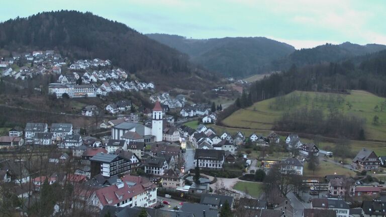 Dieses Bild zeigt eine Webcam-Aufnahme von Ottenhöfen, aufgenommen am Dienstag, den 10.02.2026 um 07:40 Uhr