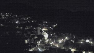 Dieses Bild zeigt eine Webcam-Aufnahme von Ottenhöfen, aufgenommen am Montag, den 18.05.2026 um 23:30 Uhr