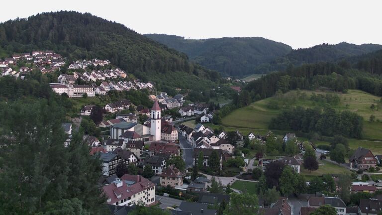 Dieses Bild zeigt eine Webcam-Aufnahme von Ottenhöfen, aufgenommen am Samstag, den 30.05.2026 um 21:00 Uhr
