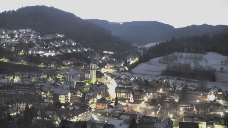 Dieses Bild zeigt eine Webcam-Aufnahme von Ottenhöfen, aufgenommen am Montag, den 29.12.2025 um 07:30 Uhr