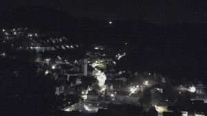 Dieses Bild zeigt eine Webcam-Aufnahme von Ottenhöfen, aufgenommen am Freitag, den 16.10.2026 um 04:00 Uhr