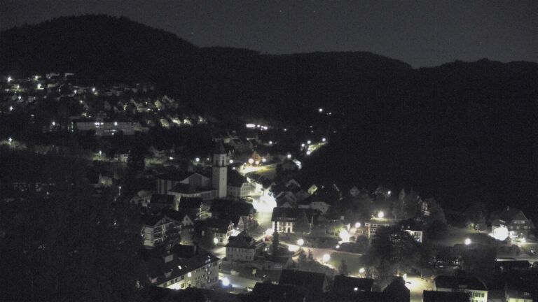 Dieses Bild zeigt eine Webcam-Aufnahme von Ottenhöfen, aufgenommen am Donnerstag, den 30.04.2026 um 04:00 Uhr