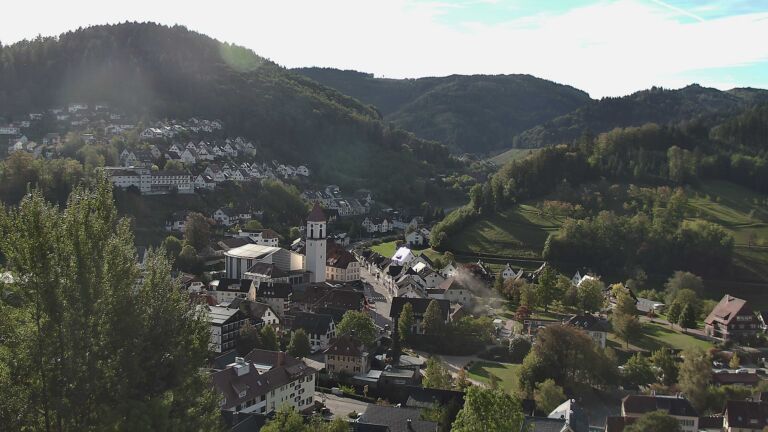 Dieses Bild zeigt eine Webcam-Aufnahme von Ottenhöfen, aufgenommen am Dienstag, den 13.10.2026 um 10:30 Uhr