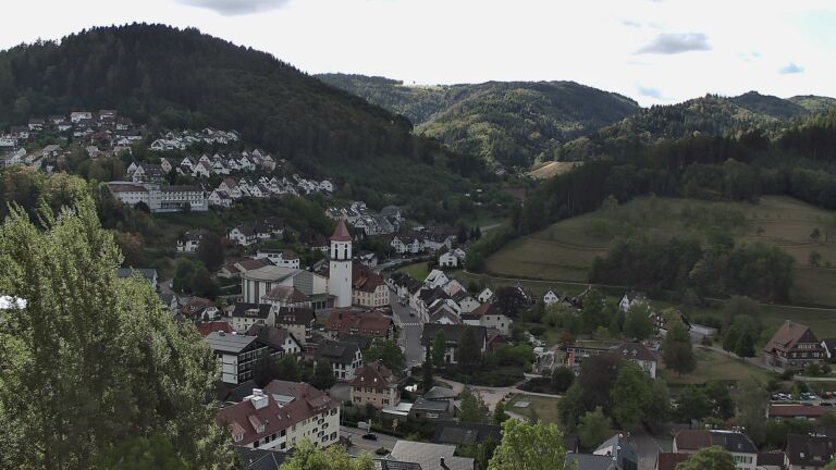 Dieses Bild zeigt eine Webcam-Aufnahme von Ottenhöfen, aufgenommen am Samstag, den 29.08.2026 um 11:10 Uhr