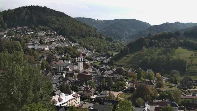 Dieses Bild zeigt eine Webcam-Aufnahme von Ottenhöfen, aufgenommen am Mittwoch, den 07.10.2026 um 15:00 Uhr