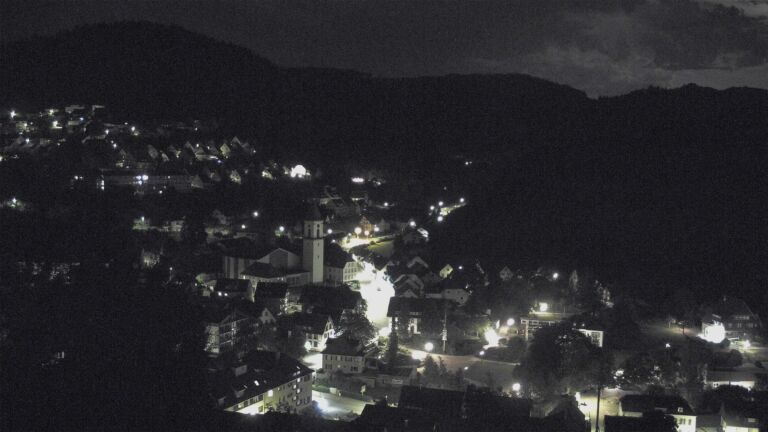 Dieses Bild zeigt eine Webcam-Aufnahme von Ottenhöfen, aufgenommen am Sonntag, den 28.06.2026 um 00:30 Uhr