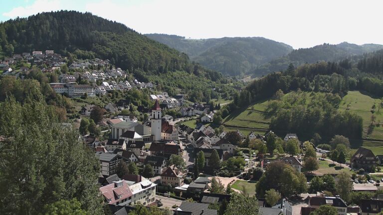 Dieses Bild zeigt eine Webcam-Aufnahme von Ottenhöfen, aufgenommen am Dienstag, den 22.09.2026 um 14:10 Uhr