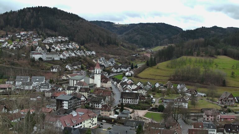 Dieses Bild zeigt eine Webcam-Aufnahme von Ottenhöfen, aufgenommen am Montag, den 23.02.2026 um 12:50 Uhr