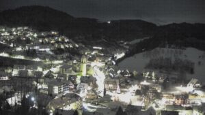 Dieses Bild zeigt eine Webcam-Aufnahme von Ottenhöfen, aufgenommen am Donnerstag, den 08.01.2026 um 07:10 Uhr