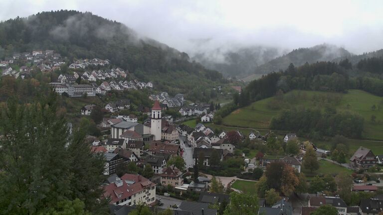 Dieses Bild zeigt eine Webcam-Aufnahme von Ottenhöfen, aufgenommen am Mittwoch, den 21.10.2026 um 10:30 Uhr
