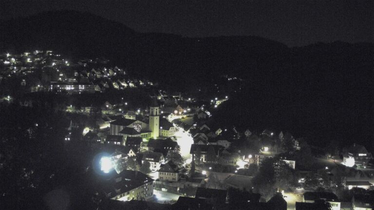 Dieses Bild zeigt eine Webcam-Aufnahme von Ottenhöfen, aufgenommen am Montag, den 12.10.2026 um 20:30 Uhr