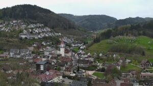 Dieses Bild zeigt eine Webcam-Aufnahme von Ottenhöfen, aufgenommen am Samstag, den 11.04.2026 um 18:10 Uhr