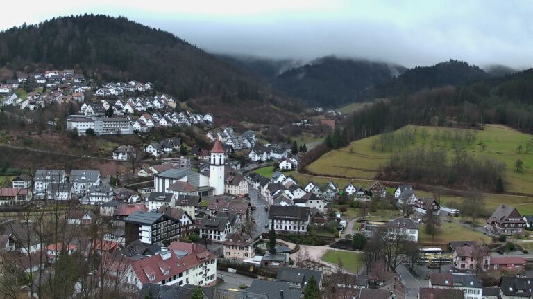 Dieses Bild zeigt eine Webcam-Aufnahme von Ottenhöfen, aufgenommen am Mittwoch, den 11.02.2026 um 17:00 Uhr