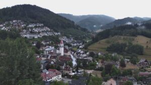 Dieses Bild zeigt eine Webcam-Aufnahme von Ottenhöfen, aufgenommen am Freitag, den 17.07.2026 um 21:00 Uhr