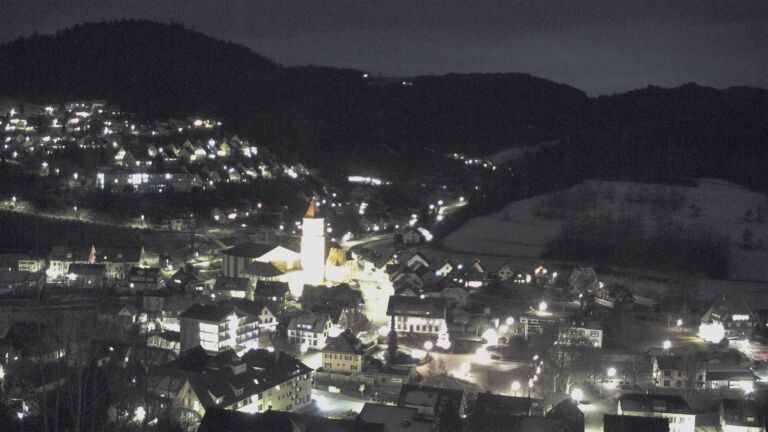 Dieses Bild zeigt eine Webcam-Aufnahme von Ottenhöfen, aufgenommen am Donnerstag, den 01.01.2026 um 21:00 Uhr