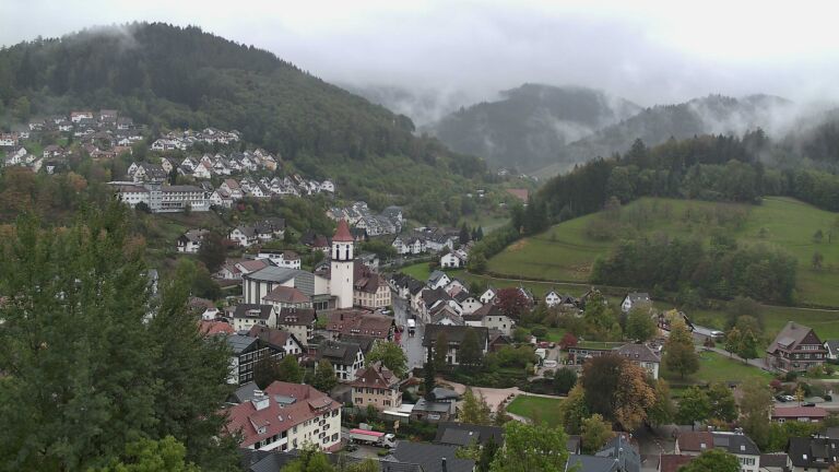 Dieses Bild zeigt eine Webcam-Aufnahme von Ottenhöfen, aufgenommen am Mittwoch, den 21.10.2026 um 11:50 Uhr