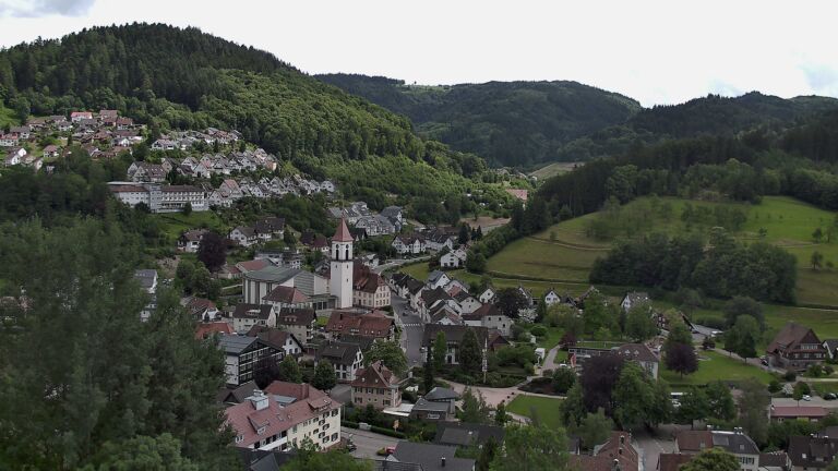 Dieses Bild zeigt eine Webcam-Aufnahme von Ottenhöfen, aufgenommen am Dienstag, den 09.06.2026 um 15:10 Uhr