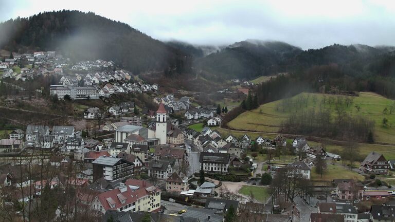 Dieses Bild zeigt eine Webcam-Aufnahme von Ottenhöfen, aufgenommen am Montag, den 16.02.2026 um 16:40 Uhr