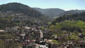 Dieses Bild zeigt eine Webcam-Aufnahme von Ottenhöfen, aufgenommen am Samstag, den 11.04.2026 um 12:30 Uhr