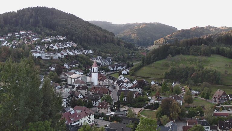 Dieses Bild zeigt eine Webcam-Aufnahme von Ottenhöfen, aufgenommen am Mittwoch, den 07.10.2026 um 08:20 Uhr
