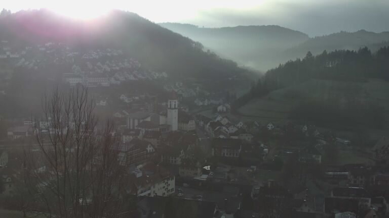 Dieses Bild zeigt eine Webcam-Aufnahme von Ottenhöfen, aufgenommen am Dienstag, den 16.12.2025 um 09:50 Uhr