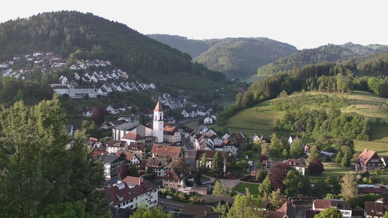 Dieses Bild zeigt eine Webcam-Aufnahme von Ottenhöfen, aufgenommen am Donnerstag, den 21.05.2026 um 06:50 Uhr