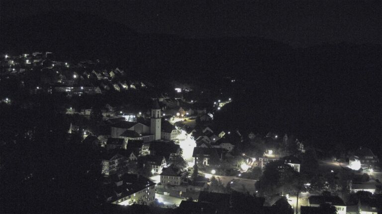 Dieses Bild zeigt eine Webcam-Aufnahme von Ottenhöfen, aufgenommen am Montag, den 10.08.2026 um 01:30 Uhr