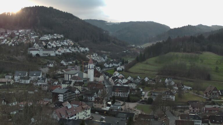 Dieses Bild zeigt eine Webcam-Aufnahme von Ottenhöfen, aufgenommen am Donnerstag, den 25.12.2025 um 09:30 Uhr