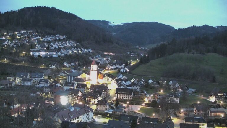 Dieses Bild zeigt eine Webcam-Aufnahme von Ottenhöfen, aufgenommen am Sonntag, den 29.03.2026 um 20:20 Uhr