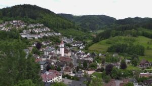 Dieses Bild zeigt eine Webcam-Aufnahme von Ottenhöfen, aufgenommen am Dienstag, den 19.05.2026 um 19:30 Uhr