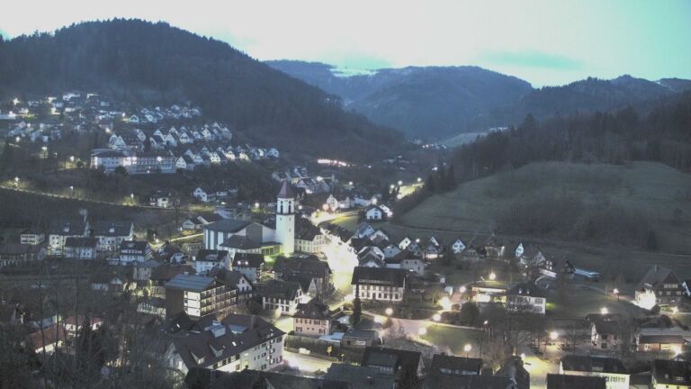 Dieses Bild zeigt eine Webcam-Aufnahme von Ottenhöfen, aufgenommen am Freitag, den 27.03.2026 um 05:40 Uhr