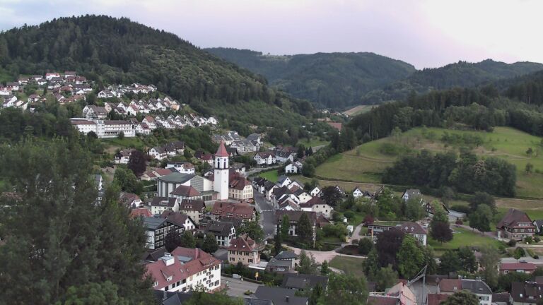 Dieses Bild zeigt eine Webcam-Aufnahme von Ottenhöfen, aufgenommen am Dienstag, den 30.06.2026 um 21:30 Uhr