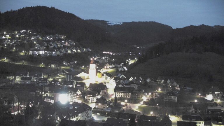 Dieses Bild zeigt eine Webcam-Aufnahme von Ottenhöfen, aufgenommen am Sonntag, den 29.03.2026 um 20:30 Uhr