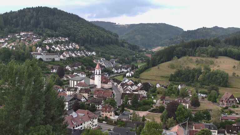 Dieses Bild zeigt eine Webcam-Aufnahme von Ottenhöfen, aufgenommen am Mittwoch, den 15.07.2026 um 06:50 Uhr