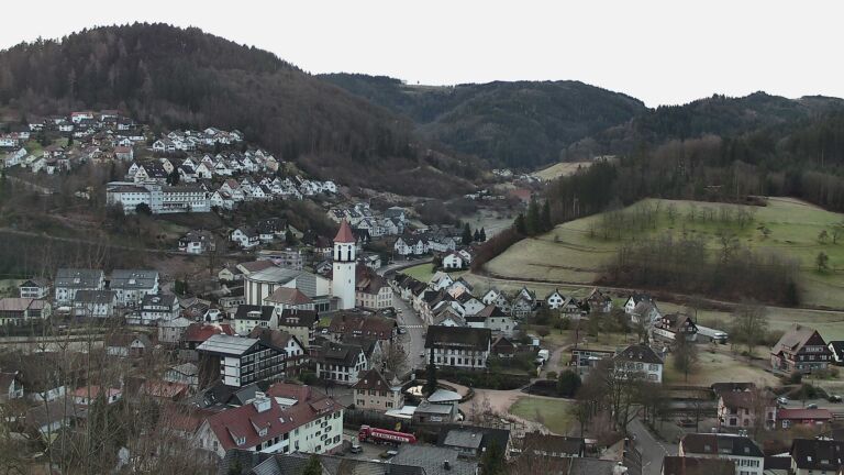 Dieses Bild zeigt eine Webcam-Aufnahme von Ottenhöfen, aufgenommen am Mittwoch, den 04.02.2026 um 08:20 Uhr