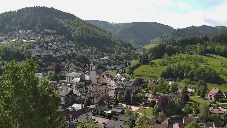 Dieses Bild zeigt eine Webcam-Aufnahme von Ottenhöfen, aufgenommen am Freitag, den 08.05.2026 um 10:20 Uhr