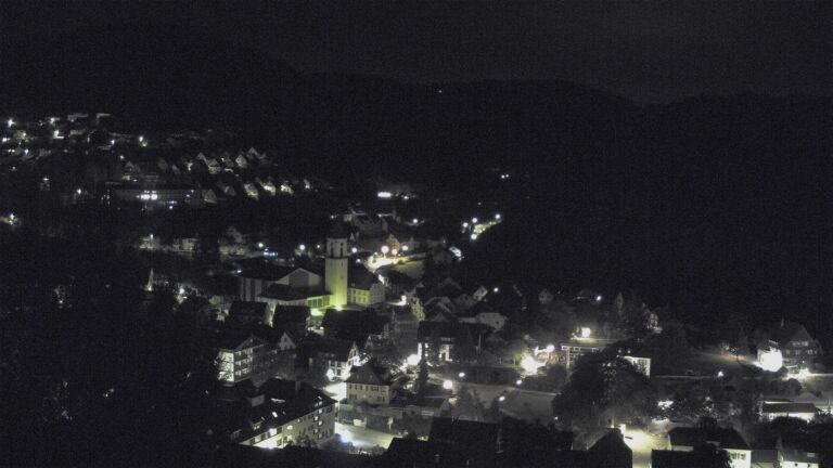 Dieses Bild zeigt eine Webcam-Aufnahme von Ottenhöfen, aufgenommen am Samstag, den 12.09.2026 um 05:30 Uhr