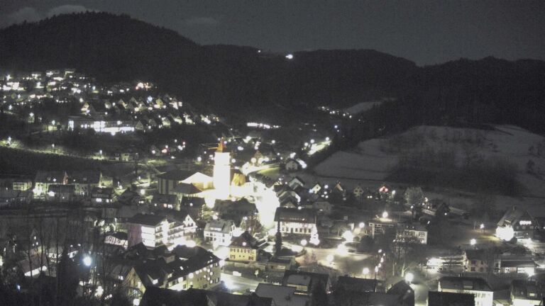 Dieses Bild zeigt eine Webcam-Aufnahme von Ottenhöfen, aufgenommen am Dienstag, den 30.12.2025 um 18:40 Uhr
