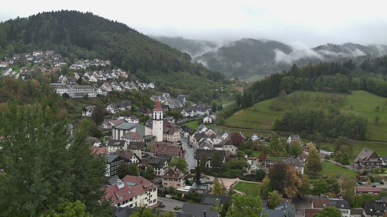 Dieses Bild zeigt eine Webcam-Aufnahme von Ottenhöfen, aufgenommen am Mittwoch, den 21.10.2026 um 11:40 Uhr