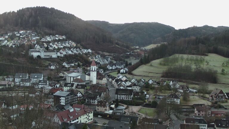 Dieses Bild zeigt eine Webcam-Aufnahme von Ottenhöfen, aufgenommen am Sonntag, den 08.02.2026 um 08:20 Uhr