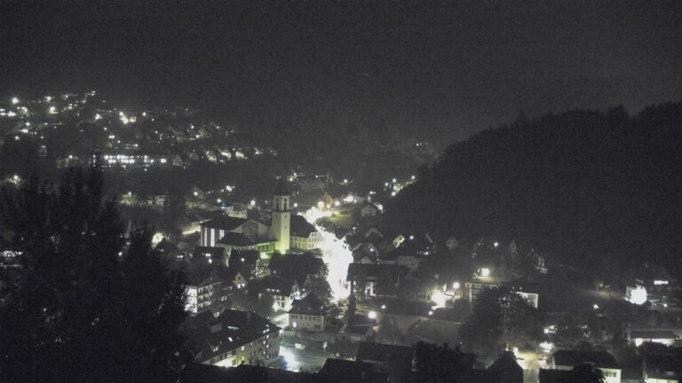 Dieses Bild zeigt eine Webcam-Aufnahme von Ottenhöfen, aufgenommen am Dienstag, den 13.10.2026 um 20:10 Uhr